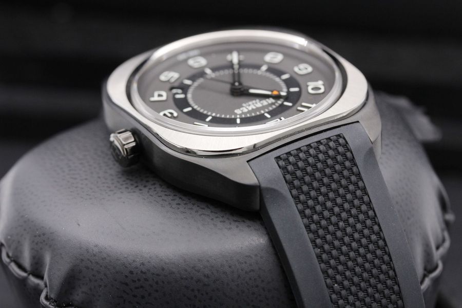 Hermes H08 W049428WW00